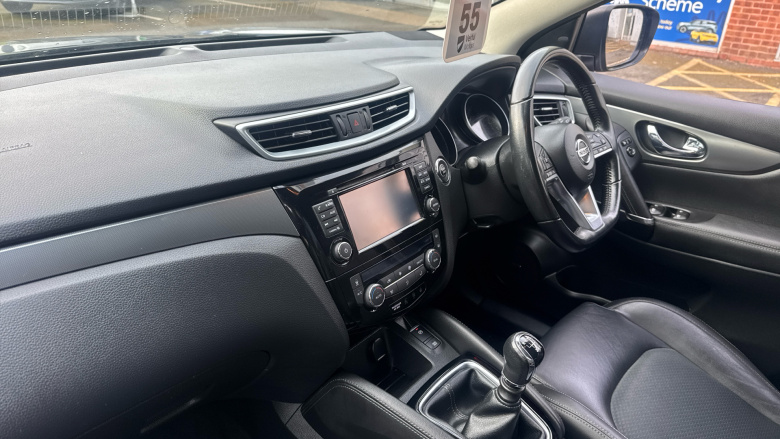 Nissan Qashqai 1.5 dCi Tekna 5dr Diesel Hatchback